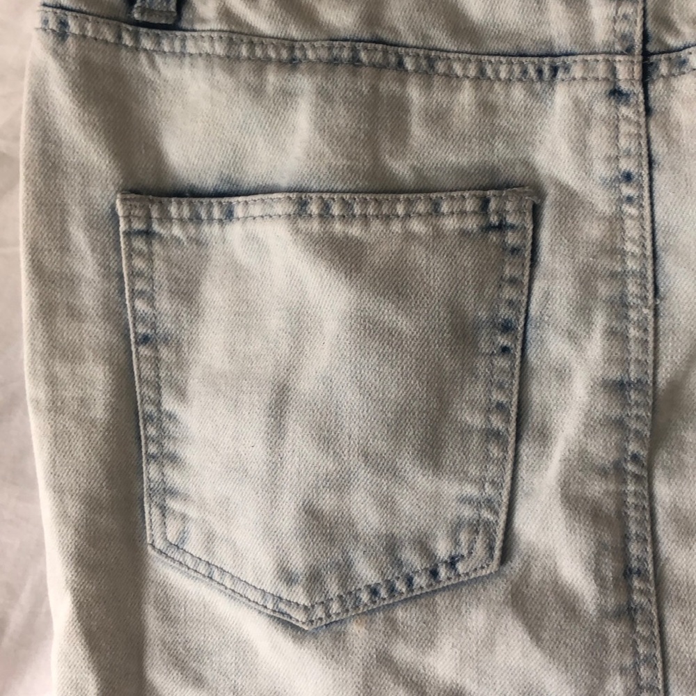 ACID WASH DENIM SKIRT - Picture 7 of 8